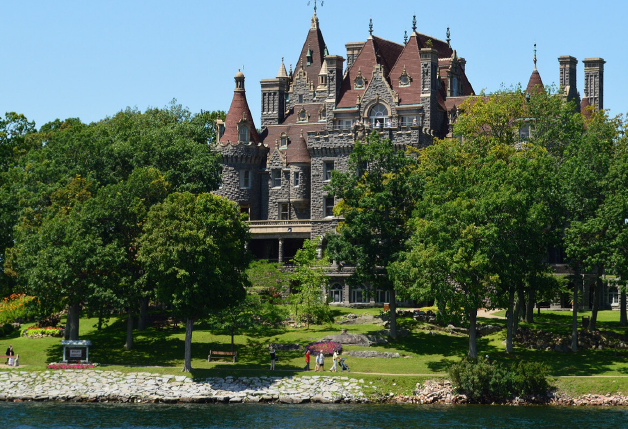 Castles of the Thousand Islands