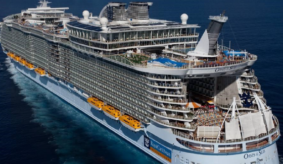 image of Royal Caribbean cruise ship Oasis of the Seas